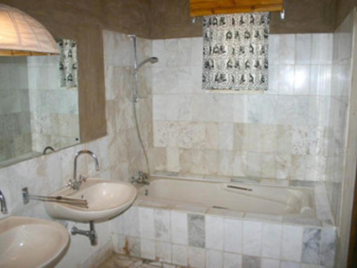 Fort Sesfontein Lodge & Safaris Luaran gambar