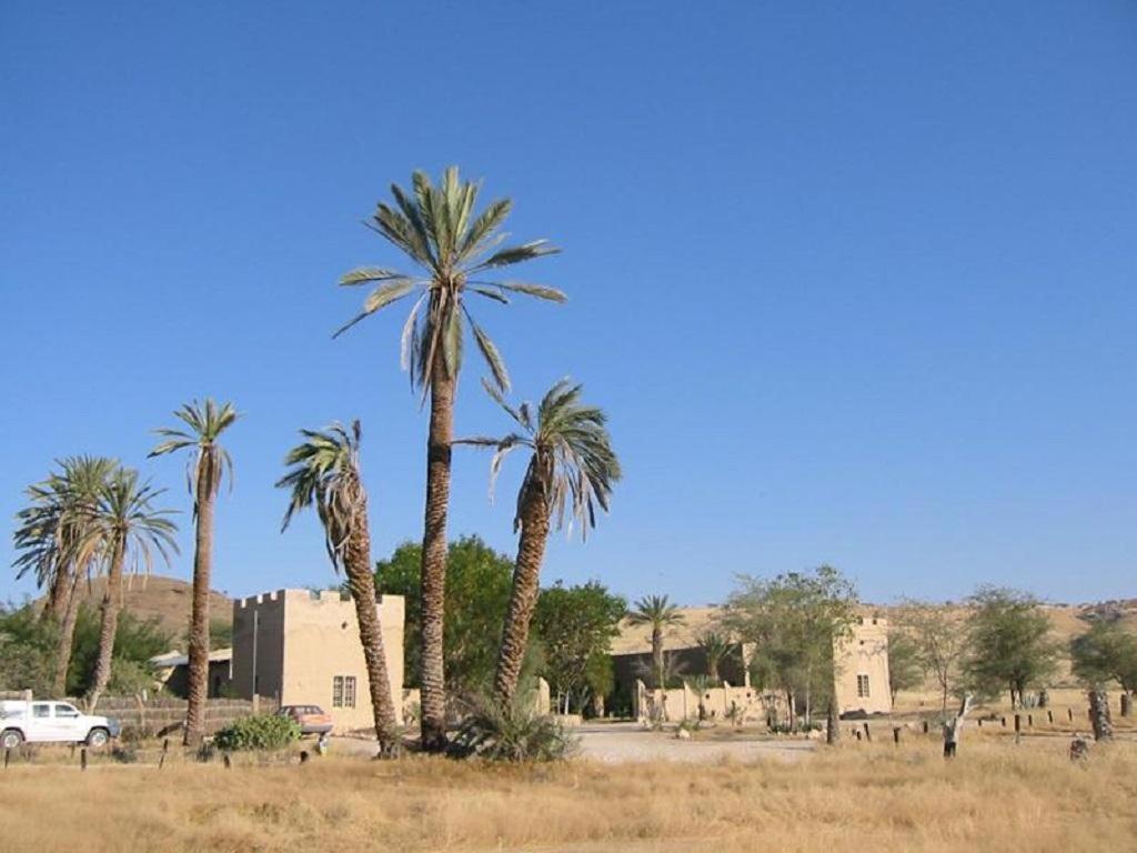 Fort Sesfontein Lodge & Safaris Luaran gambar