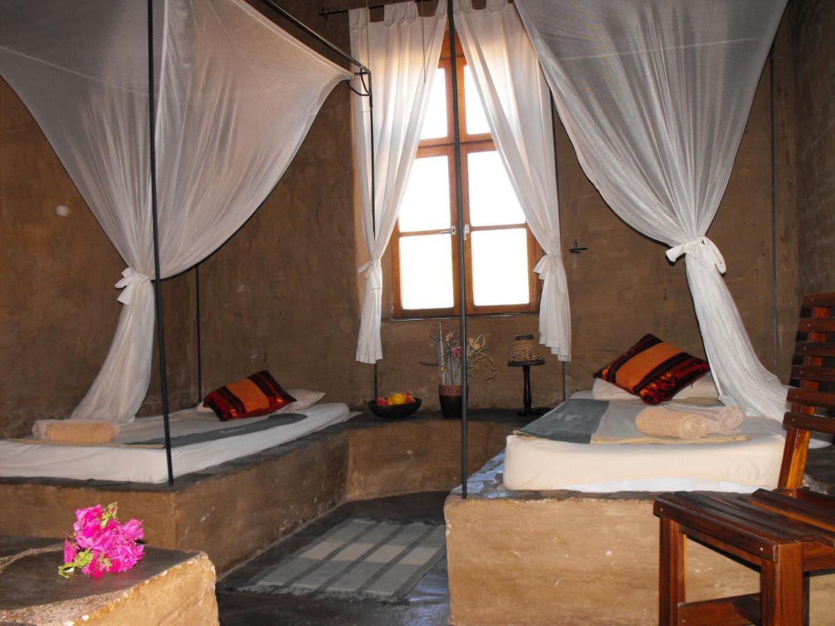 Fort Sesfontein Lodge & Safaris Luaran gambar